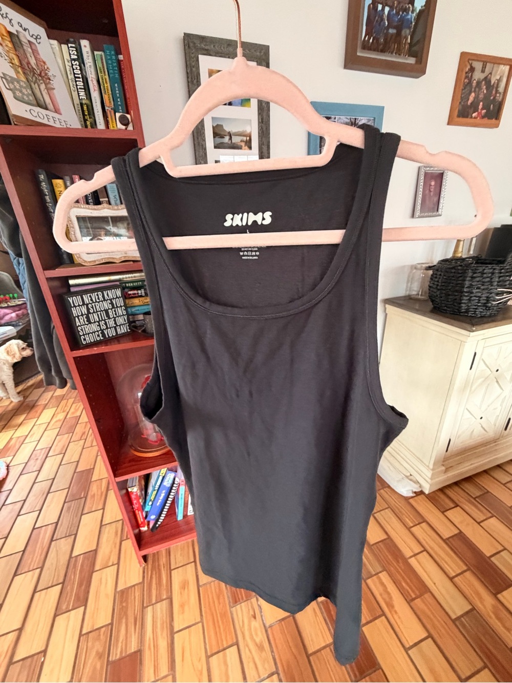 SKIMS Black Ribbed Men's Tank Top - Classic Scoop Neck